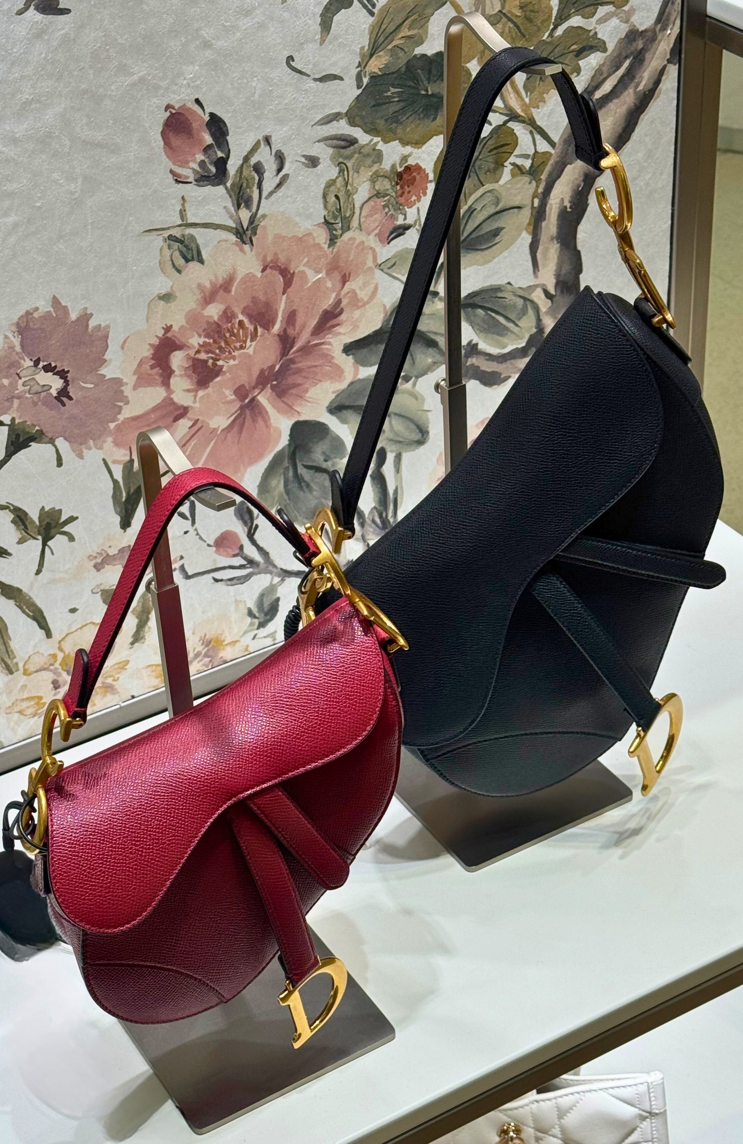 Dior Saddle - Iconic bag