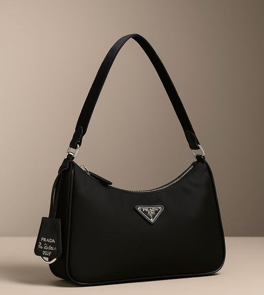 Prada Re-Edition 2005 bag in Re-Nylon